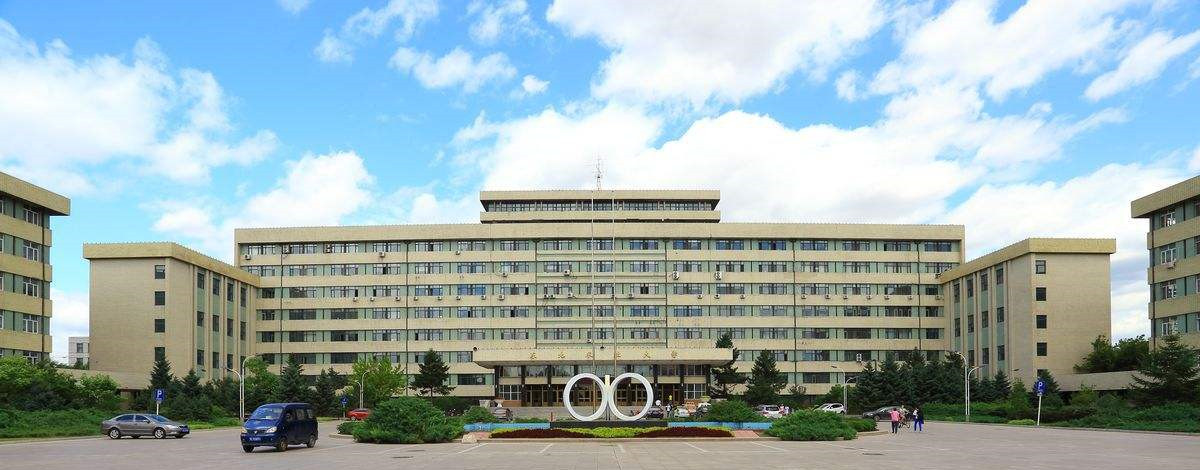 黑龍江省農(nóng)業(yè)大學屋面